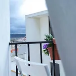 Casa de hóspedes Paz & - Peace & *