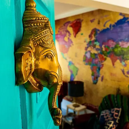 Paz & - Peace & Гостевой дом *