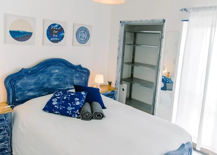 Paz & - Peace & בית הארחה *