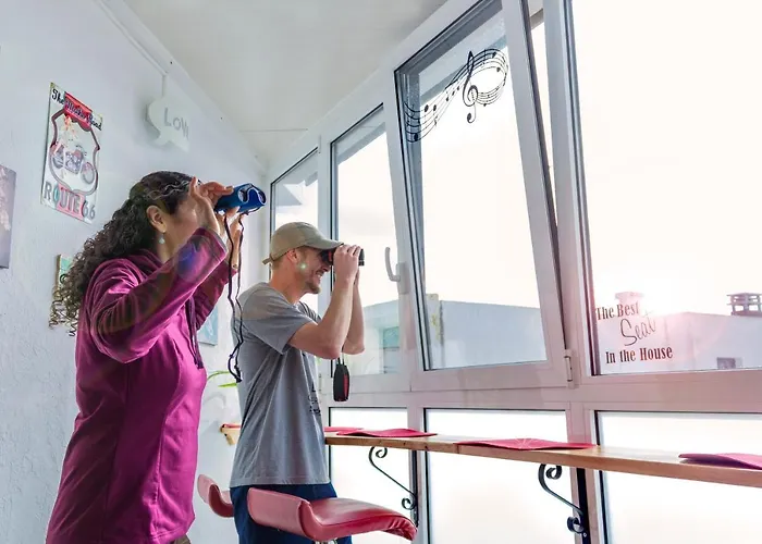 Paz & - Peace & בית הארחה *