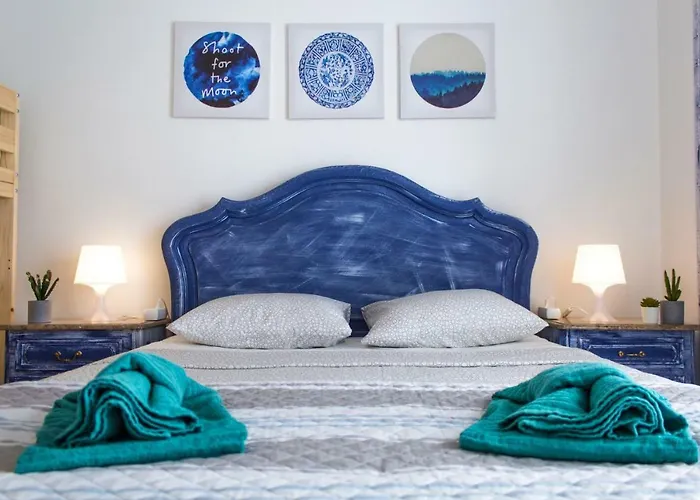 Paz & - Peace & בית הארחה *